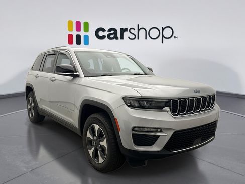 Used 2024 Jeep Grand Cherokee Limited 4xe AWD/4WD image 7