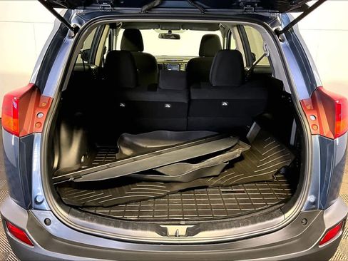 Used 2014 Toyota RAV4 LE image 34