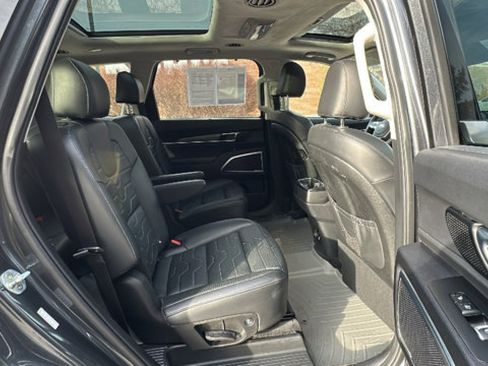 Used 2020 Kia Telluride SX w/ SX Prestige Package image 26
