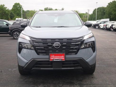 New 2026 Nissan Rogue SV AWD/4WD image 3