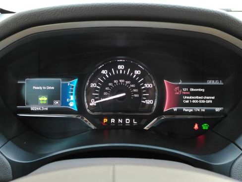 Used 2019 Lincoln MKZ Premiere FWD image 40
