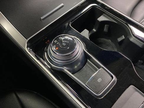 Used 2020 Ford Edge SEL w/ Convenience Package AWD/4WD image 19