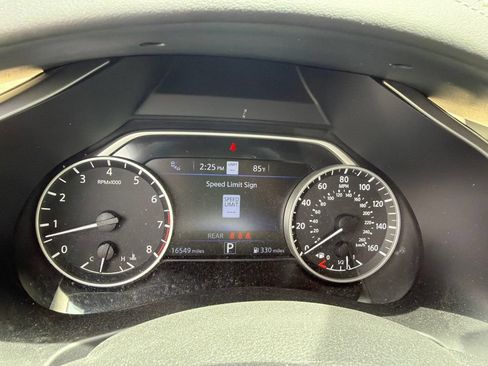 Used 2024 Nissan Murano SL AWD/4WD image 7