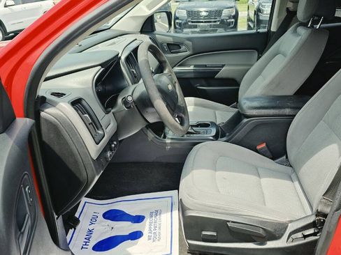 Used 2017 Chevrolet Colorado W/T RWD image 10