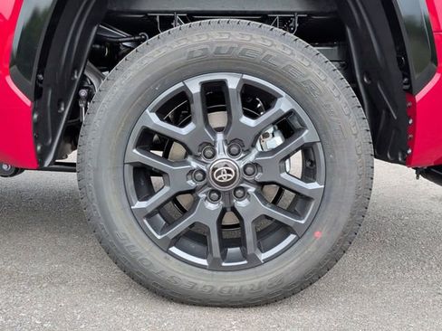 Used 2026 Toyota Tundra Platinum AWD/4WD image 5