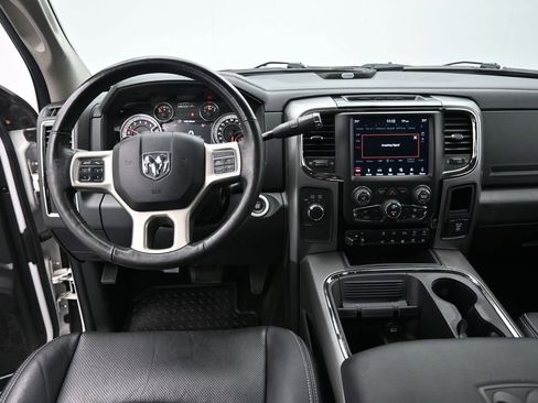 Used 2018 RAM 2500 Laramie w/ Sport Appearance Group AWD/4WD image 15