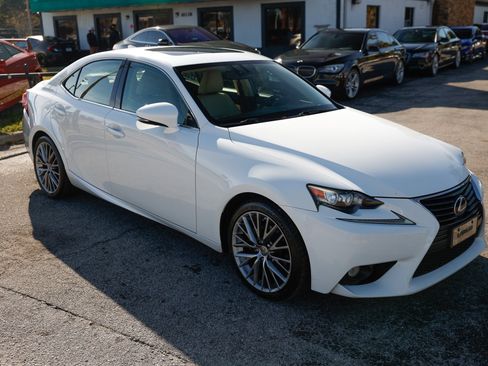 Used 2014 Lexus IS 250 AWD image 20