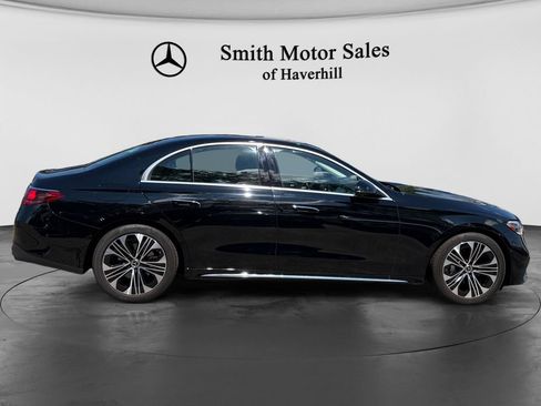 Used 2025 Mercedes-Benz E 350 4MATIC Sedan image 6