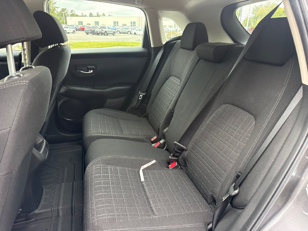 Certified 2025 Honda HR-V LX image 32