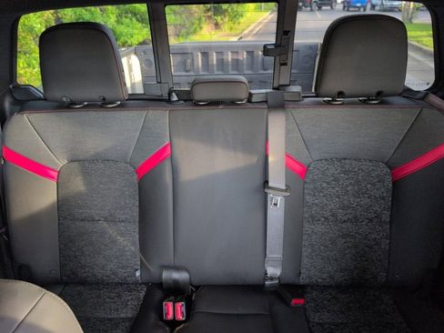 Certified 2024 Chevrolet Colorado Z71 w/ Z71 Convenience Package 2 image 27