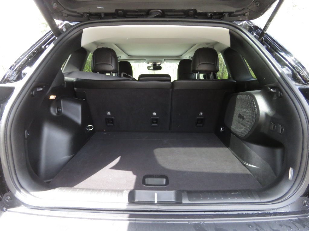Used 2022 Jeep Cherokee Limited AWD/4WD image 17