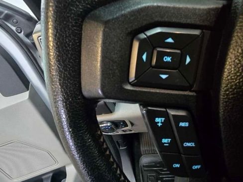 Used 2015 Ford F150 XLT w/ Equipment Group 302A Luxury image 27