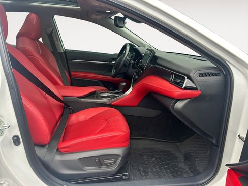 Used 2021 Toyota Camry XSE w/ Navigation Package image 10