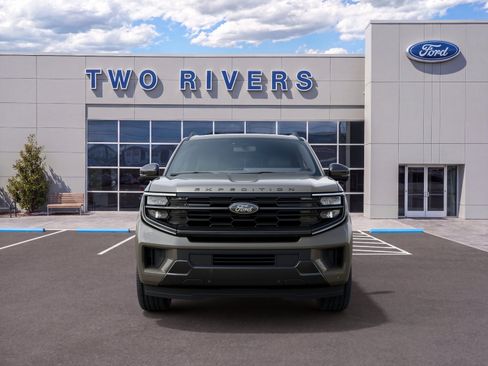 New 2027 Ford Expedition Platinum w/ Stealth Appearance Package AWD/4WD image 3