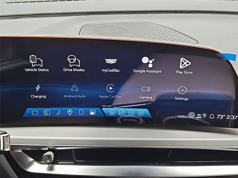 New 2026 Cadillac Lyriq Sport w/ LPO, Floor Liner Package AWD/4WD image 18