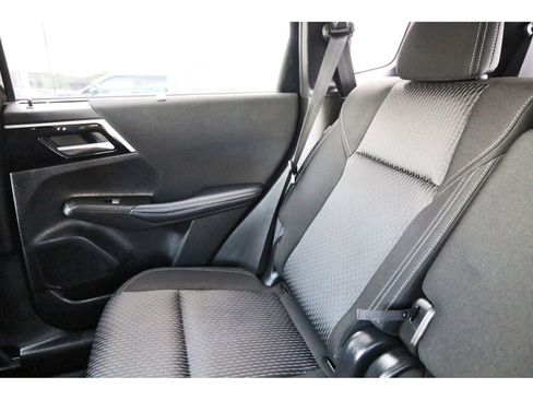 Used 2024 Mitsubishi Outlander ES image 13