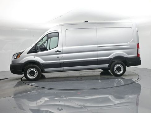 New 2026 Ford Transit 250 148 Medium Roof w/ Load Area Protection Package image 24
