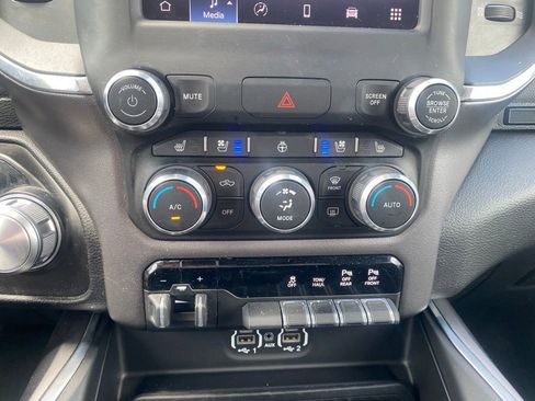 Used 2022 RAM 1500 Laramie w/ Sport Appearance Package AWD/4WD image 22