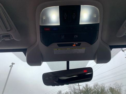 Used 2018 Subaru Impreza 2.0i Limited image 23