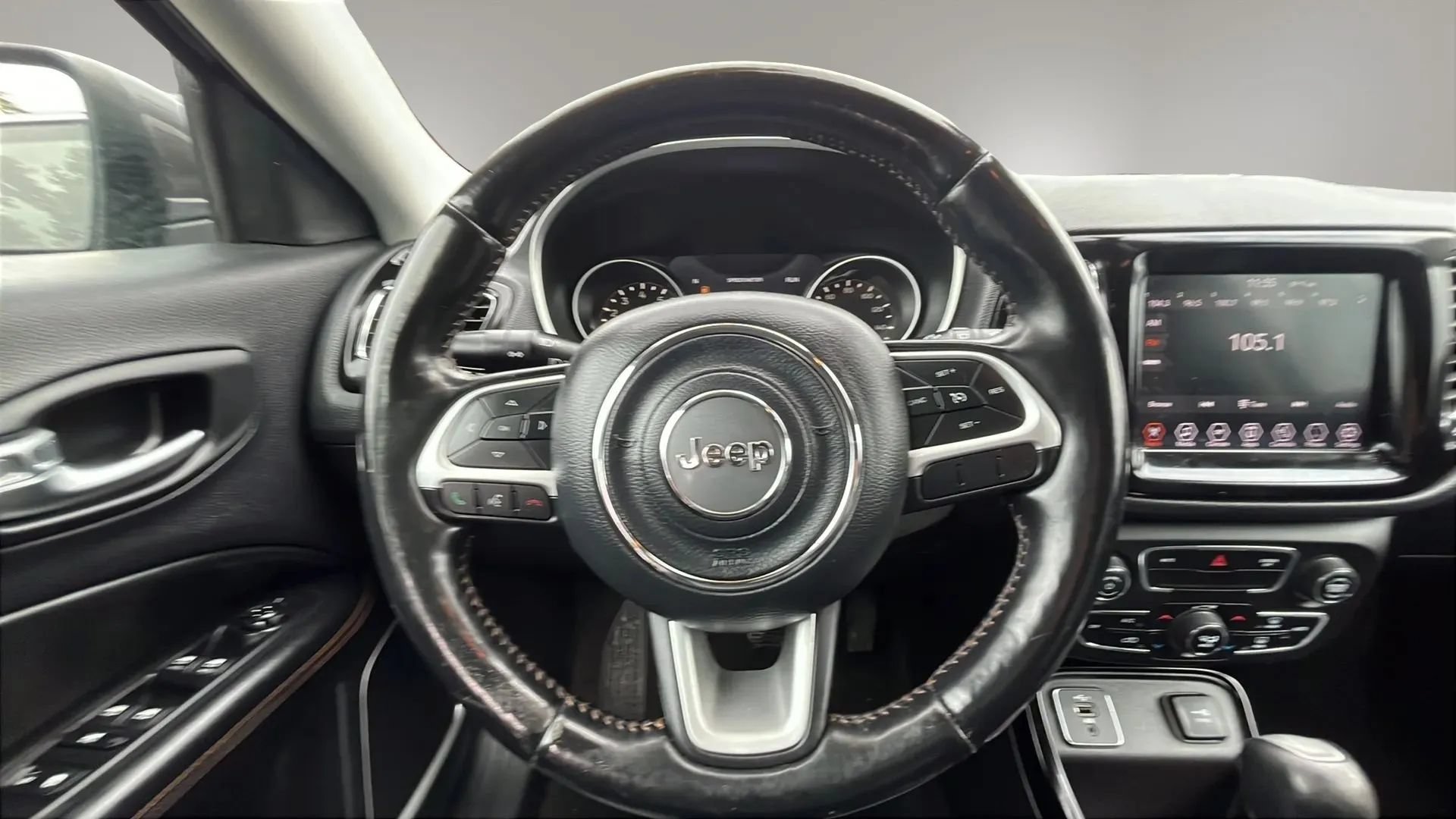 Used 2020 Jeep Compass Limited FWD image 23