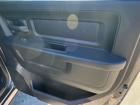 Used 2024 RAM 3500 Tradesman w/ Chrome Appearance Group image 22