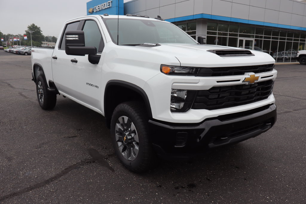 New 2026 Chevrolet Silverado 2500 Custom w/ Custom Value Package AWD/4WD image 2