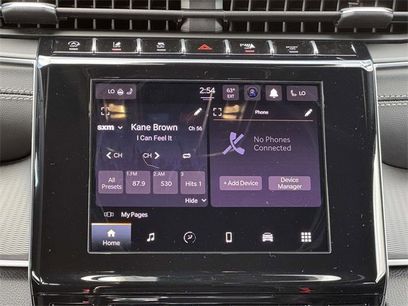 New 2025 Jeep Grand Cherokee L Laredo w/ Luxury Tech Group I