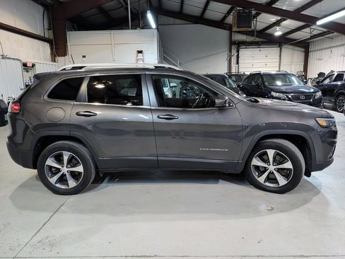 Used 2019 Jeep Cherokee Limited w/ Trailer Tow Group image 7