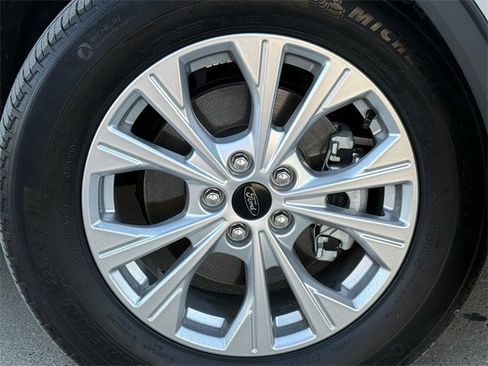 Used 2023 Ford Escape Active image 10