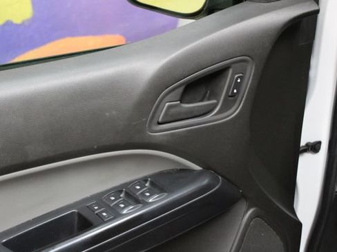 Used 2015 GMC Canyon 2WD Crew Cab w/ Convenience Package image 13
