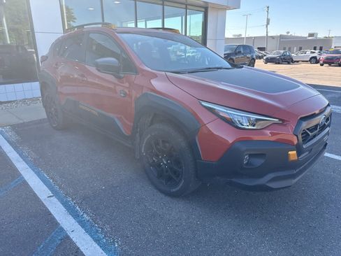 Used 2025 Subaru Crosstrek 2.5i Wilderness AWD/4WD image 4