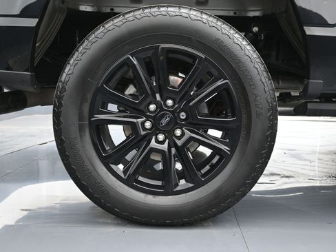 Used 2025 Ford F150 Platinum w/ Equipment Group 702A High image 17