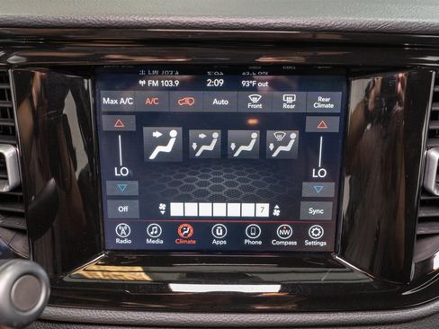 Used 2026 Dodge Durango AWD image 17