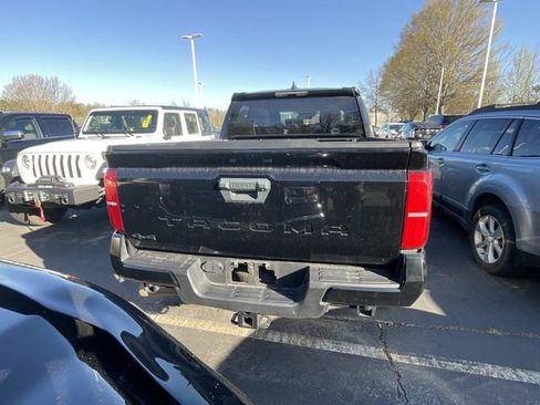Used 2024 Toyota Tacoma TRD Off-Road image 3