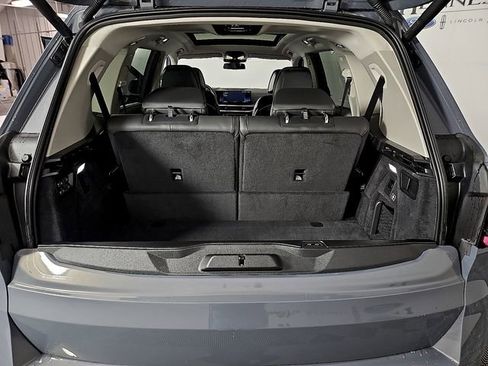 Used 2025 BMW X7 xDrive40i w/ Executive Package image 34