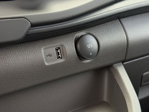 New 2025 Ford Transit 250 148 Medium Roof image 45