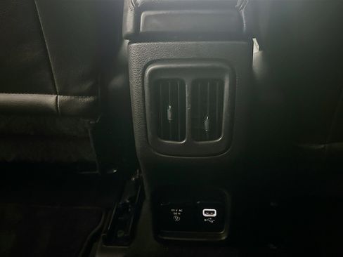 Used 2021 Jeep Compass Limited AWD/4WD image 26