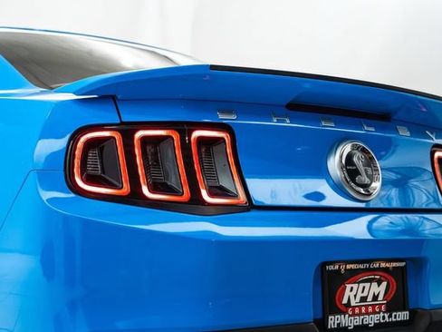 Used 2011 Ford Mustang Shelby GT500 w/ SVT Performance Pkg RWD image 11