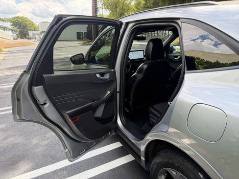 Used 2024 Ford Escape ST-Line w/ Tech Pack #1 AWD/4WD image 12