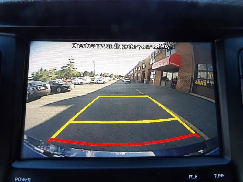 Used 2017 Hyundai Veloster FWD image 18