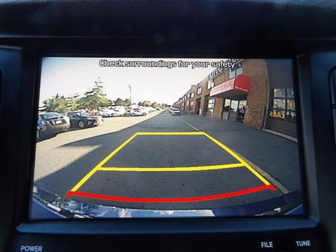 Used 2017 Hyundai Veloster FWD image 18