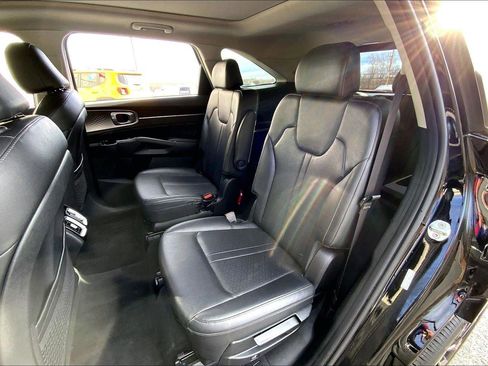 Used 2022 Kia Sorento SX image 22