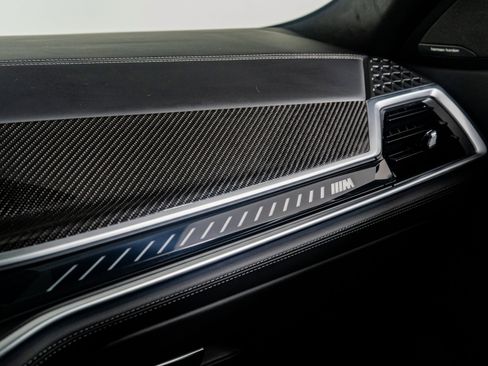 Used 2025 BMW X6 M Competition image 37