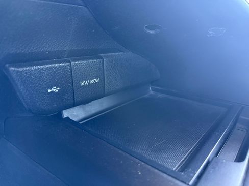 Used 2023 Toyota Camry SE image 22