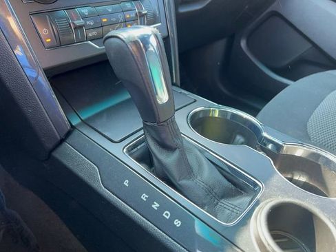 Used 2016 Ford Explorer XLT w/ Equipment Group 201A image 22