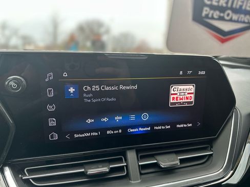 Used 2025 Chevrolet Trax RS w/ Driver Confidence Package image 12