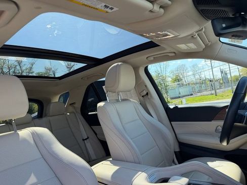 Certified 2024 Mercedes-Benz GLE 450 4MATIC image 14