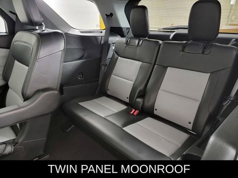 Used 2023 Ford Explorer XLT w/ Equipment Group 202A image 14