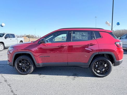 New 2026 Jeep Compass Latitude image 5