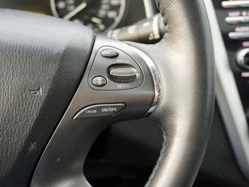 Used 2021 Nissan Murano SL image 24